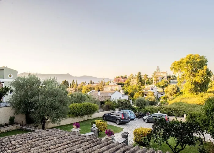 Harmony Garden Retreat Near Corfu Town Apartment *