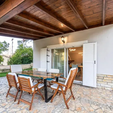 Harmony Garden Retreat Near Corfu Town *